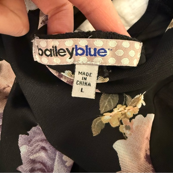 Floral Bodycon Mesh Dress with Long Sleeves and Key Hole Back Black Pink Midi - Picture 7 of 7